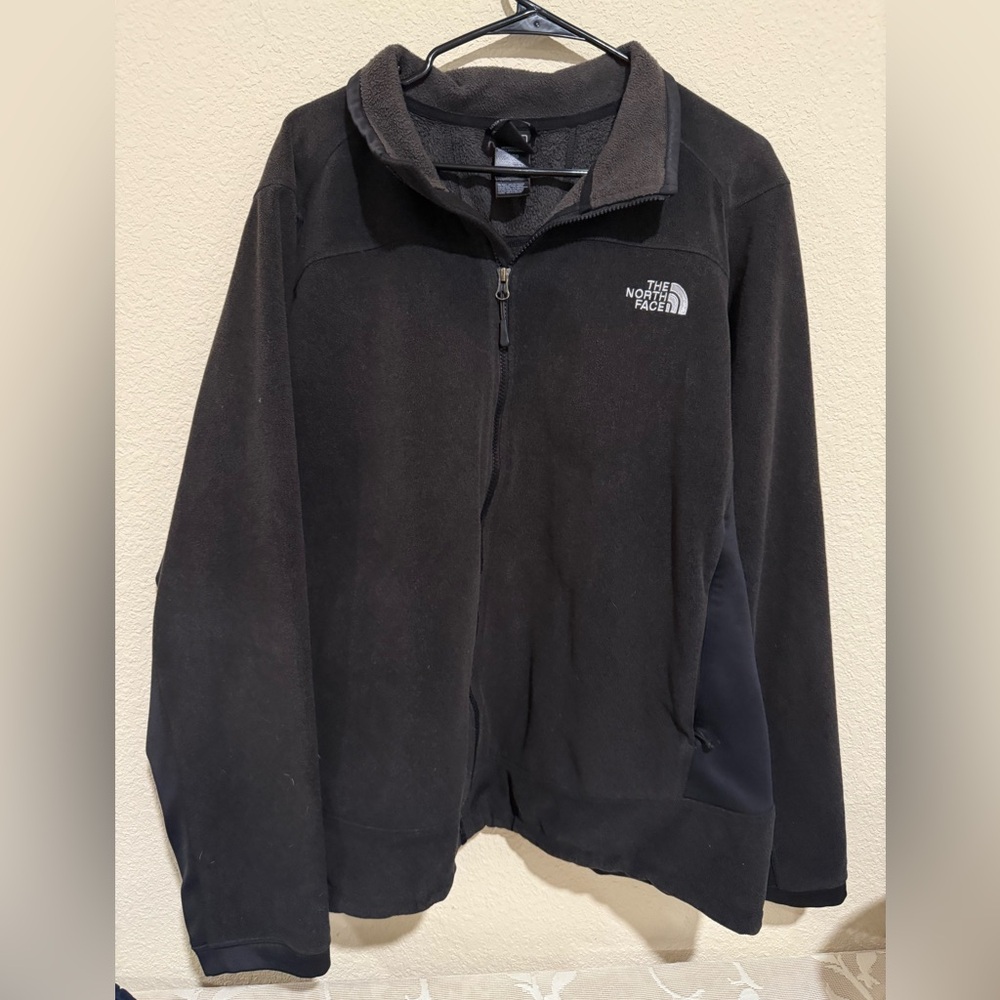 The North Face Men's Fleece Lined Jacket.
